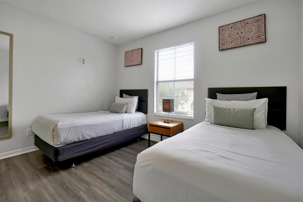 Room image 2